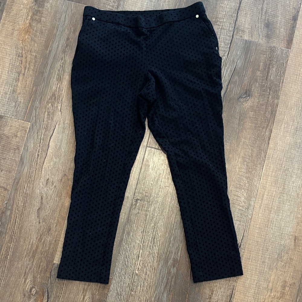 Anne Klein Black Ankle & Cropped Pants